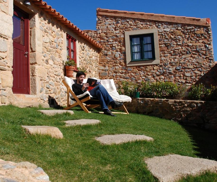 Casa da Cisterna Guest House Figueira de Castelo Rodrigo Ruang foto