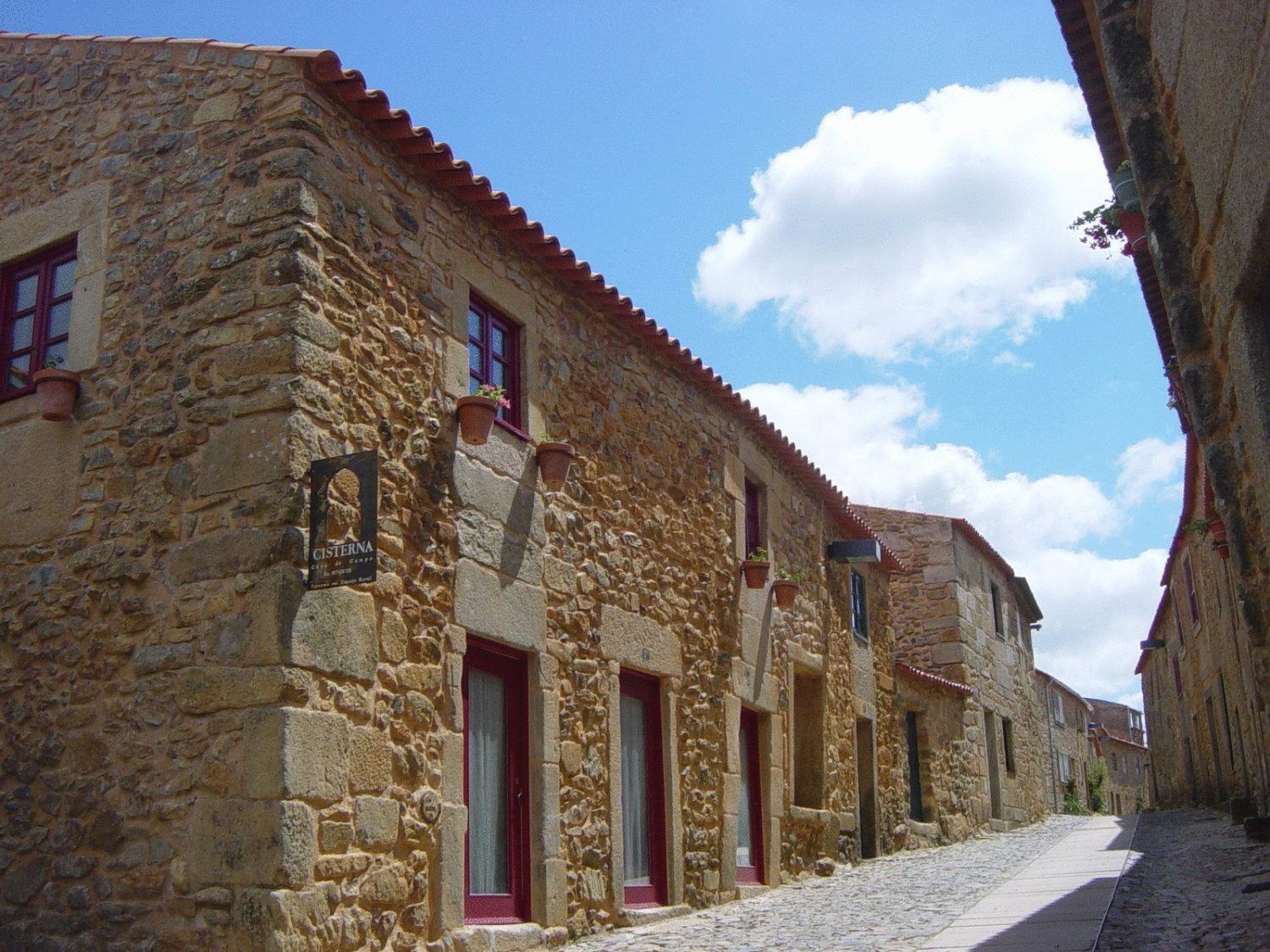 Casa da Cisterna Guest House Figueira de Castelo Rodrigo Bagian luar foto