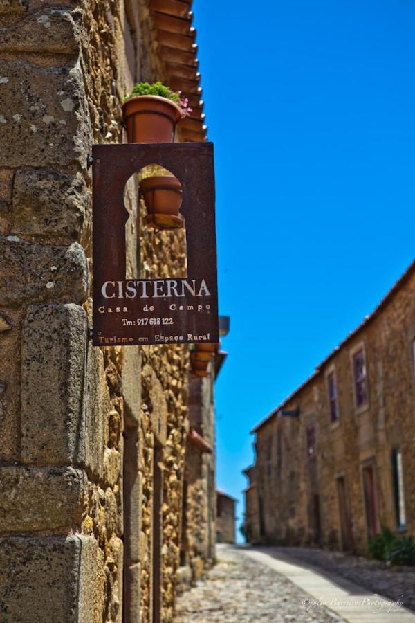 Casa da Cisterna Guest House Figueira de Castelo Rodrigo Bagian luar foto